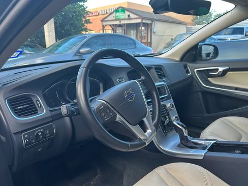 Used 2017 Volvo S60 T5 Dynamic w/ Vision Package FWD image 6