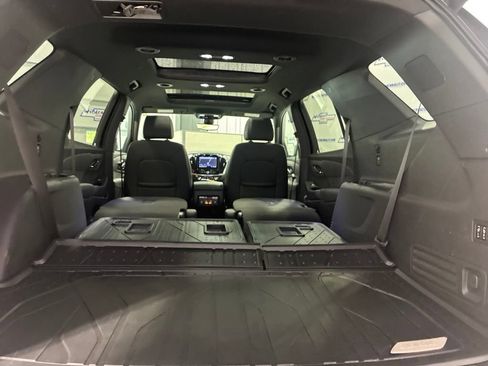 Used 2023 Chevrolet Traverse High Country w/ LPO, Floor Liner Package AWD/4WD image 44