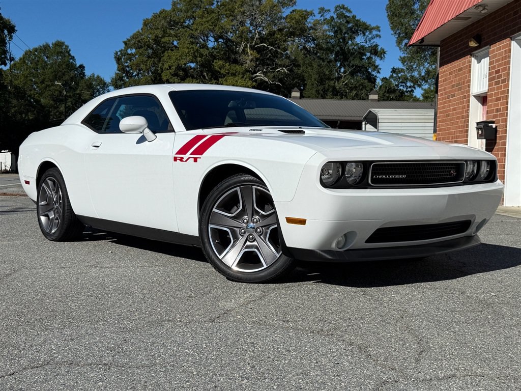 Used 2012 Dodge Challenger R/T RWD image 25
