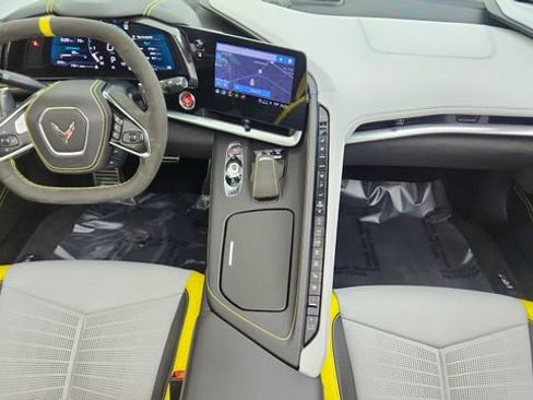 Used 2022 Chevrolet Corvette Stingray Premium Conv image 84
