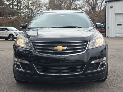 Used 2016 Chevrolet Traverse LT image 9