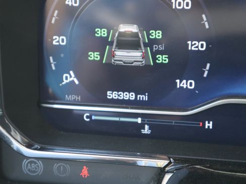 Used 2024 Chevrolet Silverado 1500 ZR2 w/ Technology Package image 33