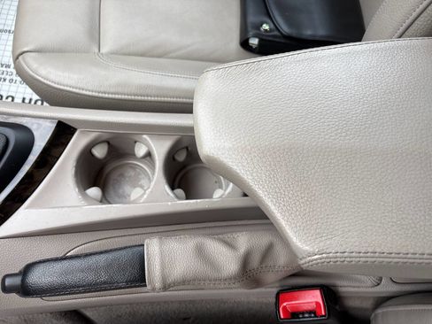 Used 2012 BMW 128i Convertible image 10