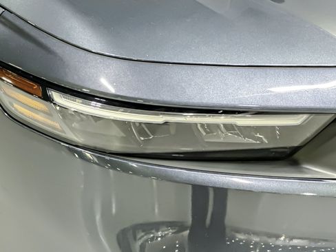 Used 2025 Honda Accord SE image 12