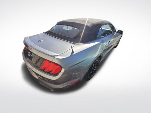 Used 2022 Ford Mustang Premium image 7