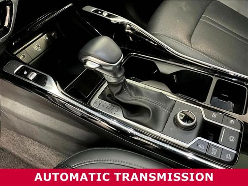 Used 2023 Kia Sorento SX AWD/4WD image 16