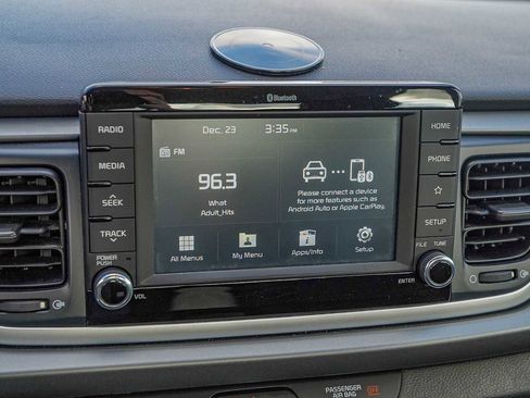 Used 2019 Kia Rio S image 18