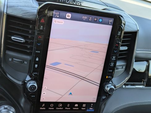 Used 2025 RAM 1500 Limited image 31