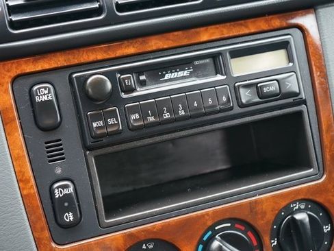 Used 1998 Mercedes-Benz ML 320 4MATIC image 11