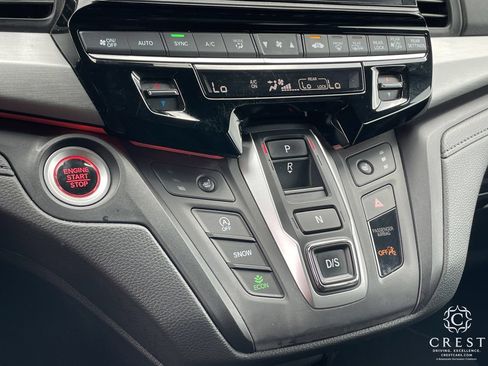 Used 2025 Honda Odyssey Sport-L image 16
