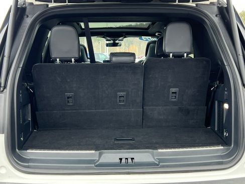 Used 2024 Lincoln Navigator Reserve image 40