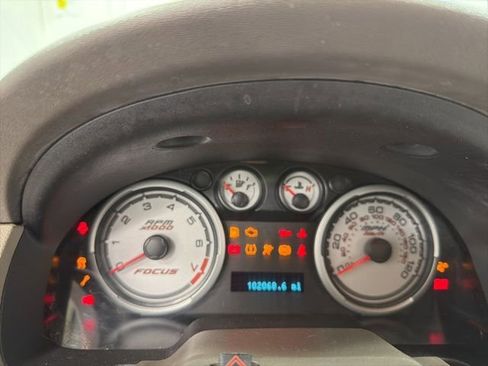 Used 2011 Ford Focus SE w/ 201A Rapid Spec Order Code image 27