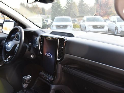 New 2025 Ford Ranger XLT w/ Equipment Group 301A High image 15