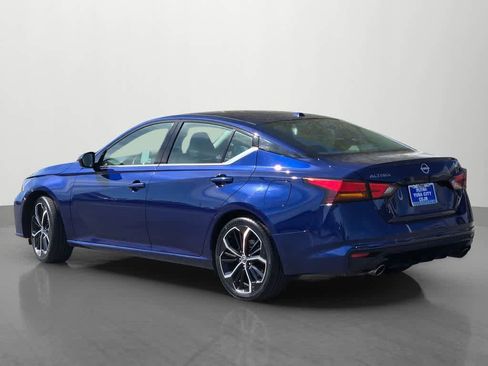 Used 2024 Nissan Altima 2.5 SR image 4