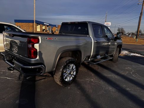 Used 2024 Chevrolet Silverado 2500 LT w/ Safety Package image 2