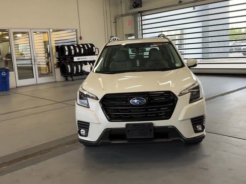Used 2024 Subaru Forester Limited AWD/4WD image 15