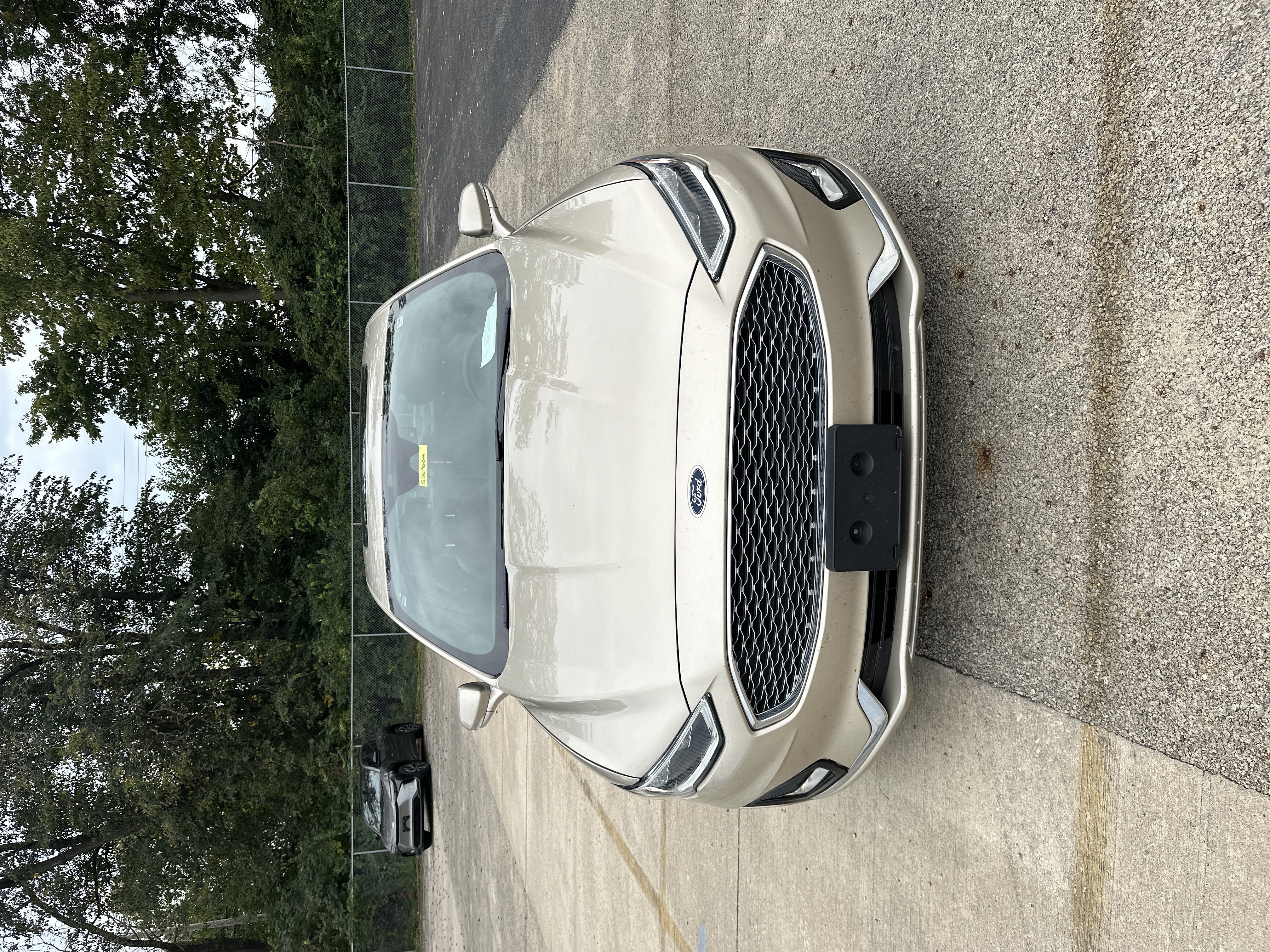 Used 2019 Ford Fusion Titanium FWD image 2