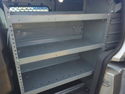 Used 2019 Ford Transit Connect XLT image 24