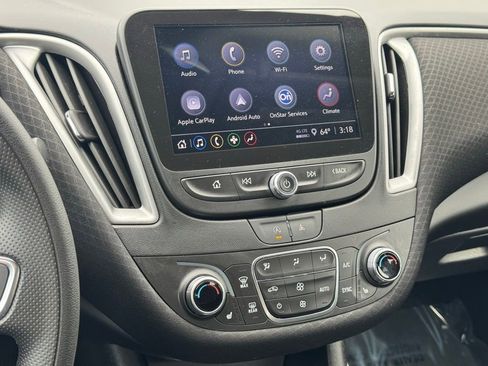 Used 2024 Chevrolet Malibu LT image 32