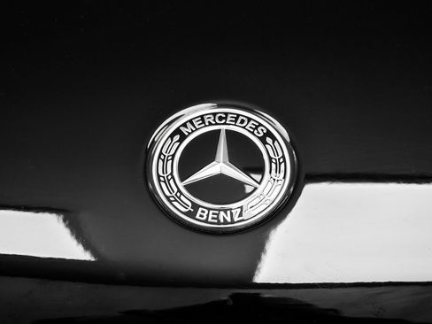 Used 2024 Mercedes-Benz GLE 350 4MATIC image 95