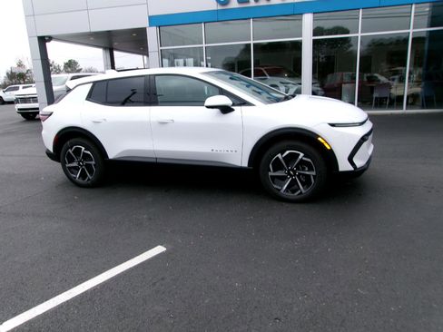 New 2026 Chevrolet Equinox EV LT image 1