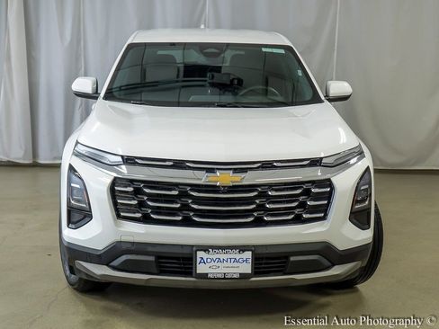 Used 2025 Chevrolet Equinox LT AWD/4WD image 5