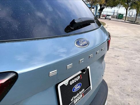 Used 2023 Ford Escape Active w/ Tech Pack #2 image 31