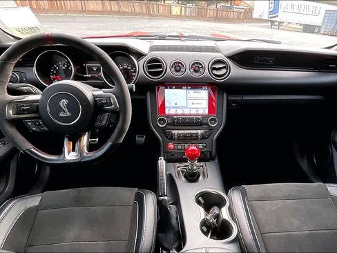 Used 2017 Ford Mustang Shelby GT350 image 18