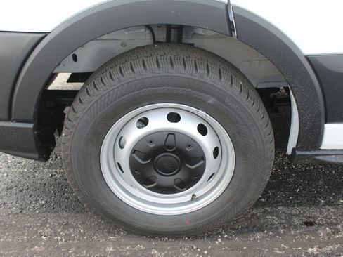 New 2025 Ford Transit 250 148 Medium Roof w/ Load Area Protection Package image 12