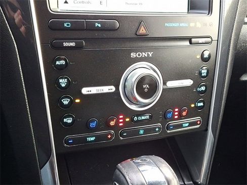 Used 2019 Ford Explorer Limited w/ Class III Trailer Tow Package image 15