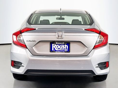 Certified 2017 Honda Civic EX-T image 6