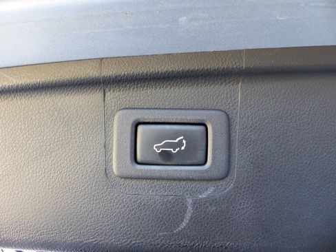 Used 2018 Subaru Outback 2.5i Premium AWD/4WD image 47