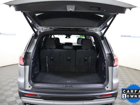 Used 2025 GMC Acadia Elevation image 7