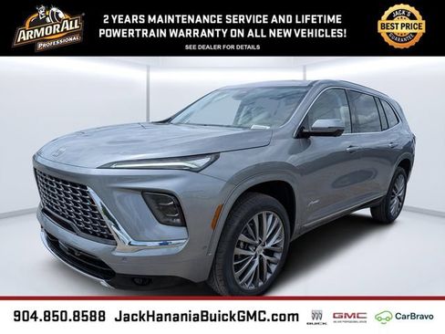 New 2026 Buick Enclave Avenir FWD image 7
