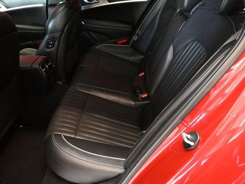 Used 2020 Genesis G70 3.3T image 4