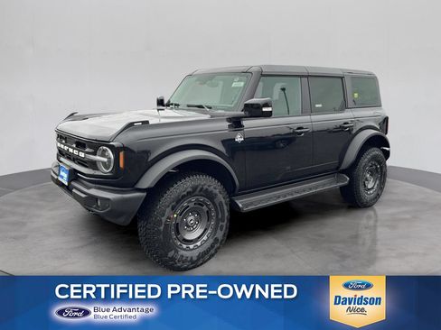 Certified 2025 Ford Bronco Outer Banks w/ Sasquatch Package AWD/4WD image 1