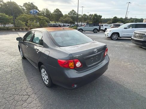 Used 2009 Toyota Corolla FWD image 12