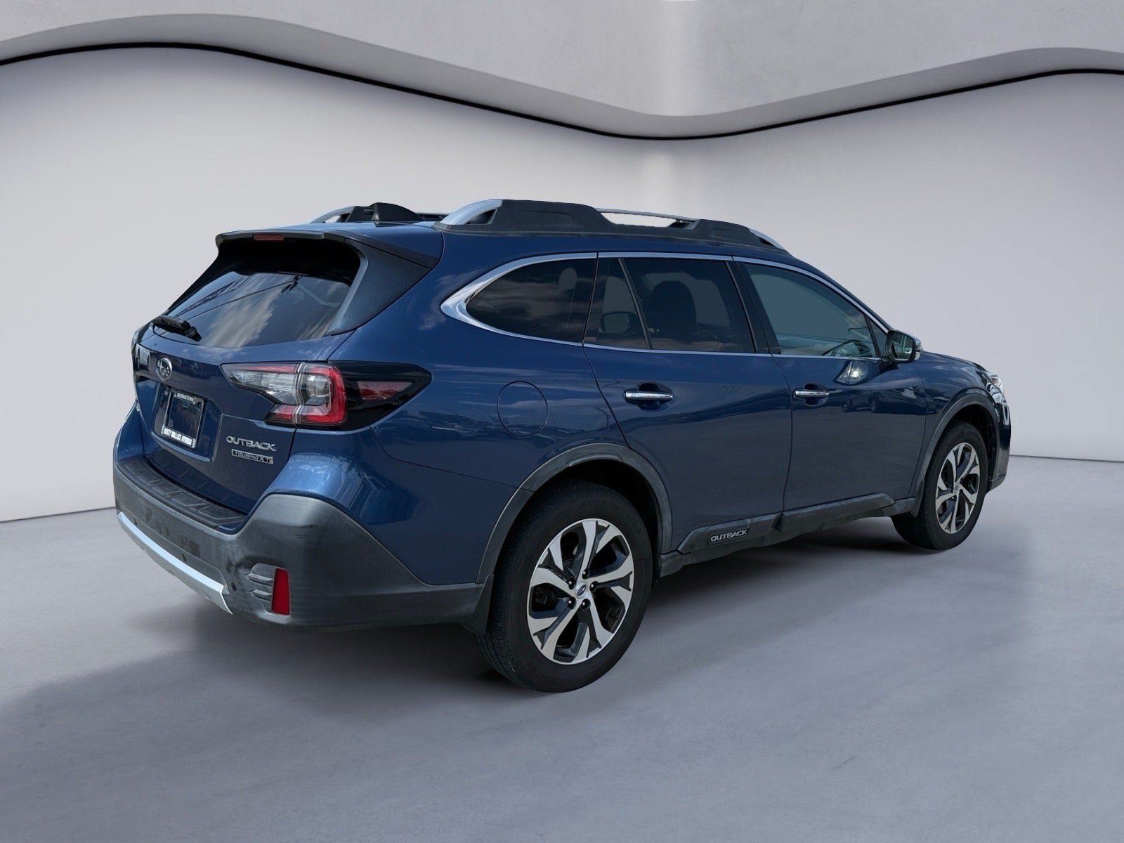 Used 2020 Subaru Outback Touring XT AWD/4WD image 5