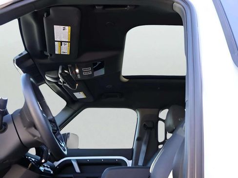 Certified 2024 Land Rover Defender 110 X-Dynamic SE AWD/4WD image 6