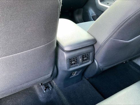 Used 2024 Toyota RAV4 LE image 10