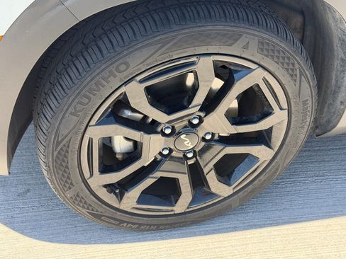 Certified 2024 Kia Seltos X-Line AWD/4WD image 8