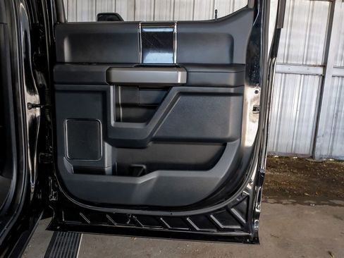 Used 2022 Ford F350 Platinum w/ FX4 Off-Road Package AWD/4WD image 48