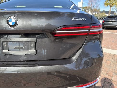 Certified 2025 BMW 540i xDrive image 38