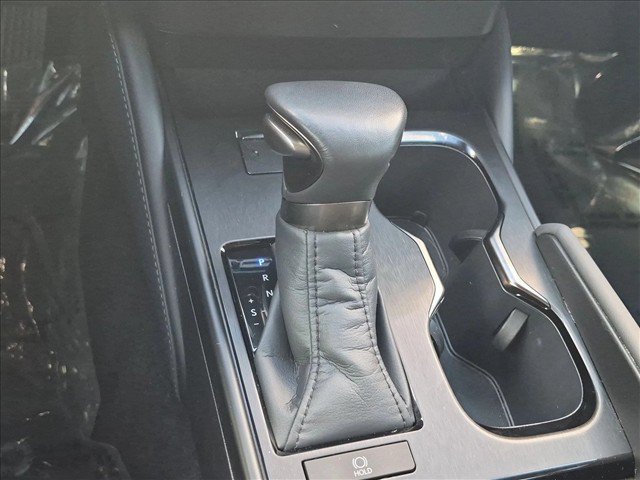 Used 2025 Lexus ES 350 w/ Premium Package FWD image 12