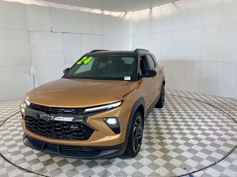 Used 2024 Chevrolet TrailBlazer RS w/ Convenience Package AWD/4WD image 20
