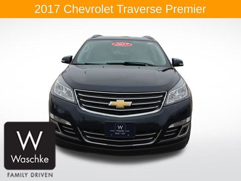 Used 2017 Chevrolet Traverse Premier image 2