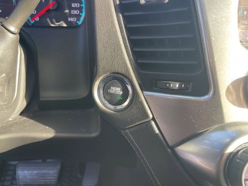 Used 2016 Chevrolet Suburban LTZ image 31