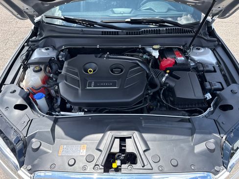 Used 2018 Lincoln MKZ Premiere image 28