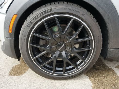 Used 2011 MINI Cooper S image 8