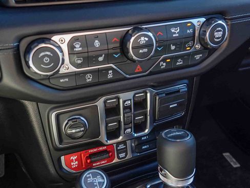 New 2026 Jeep Gladiator Rubicon image 21